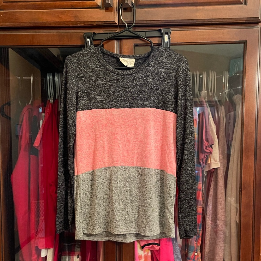 Boutique purchased lightweight sweater. Purchased 2 on accident. Sz S.